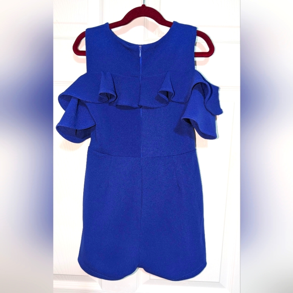 Open-Shoulder Romper - Picture 2 of 5